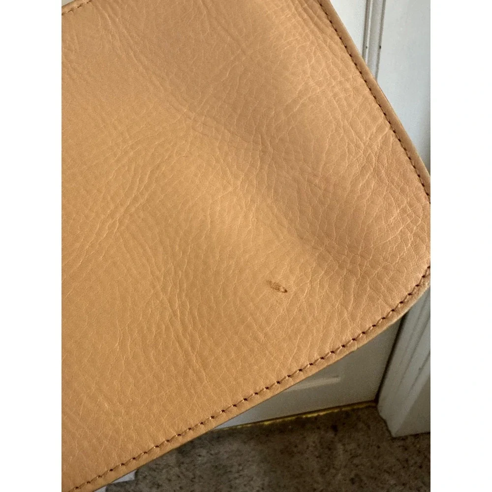 Madewell tan 